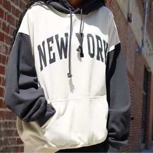 Brandy Melville New York Graphic Hoodie - Black and Cream
